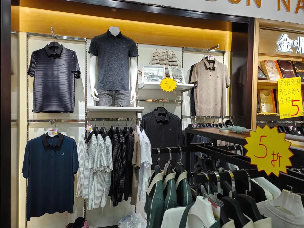 新金山鞋服廣場裝修升級(jí)隆重鉅惠，零售即批發(fā)，購買即省錢